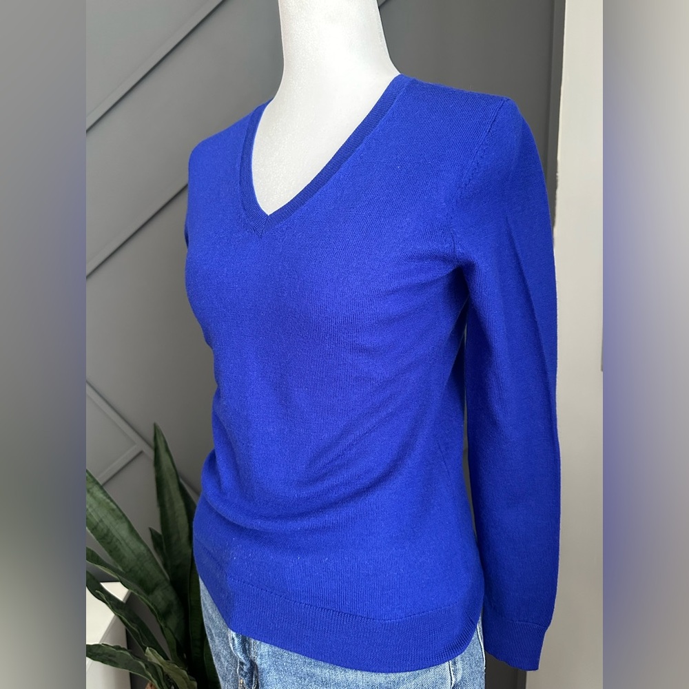 Lord & Taylor Royal Blue V-Neck Sweater - Picture 3 of 5